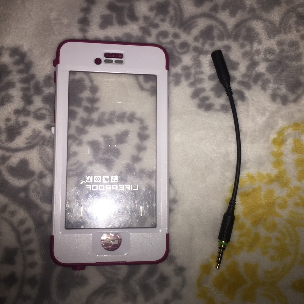 Life proof case (iPhone 6s)